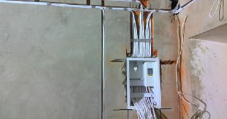 Электропроводка в доме + монтаж Стрежевой цена от 157 руб. м.п.